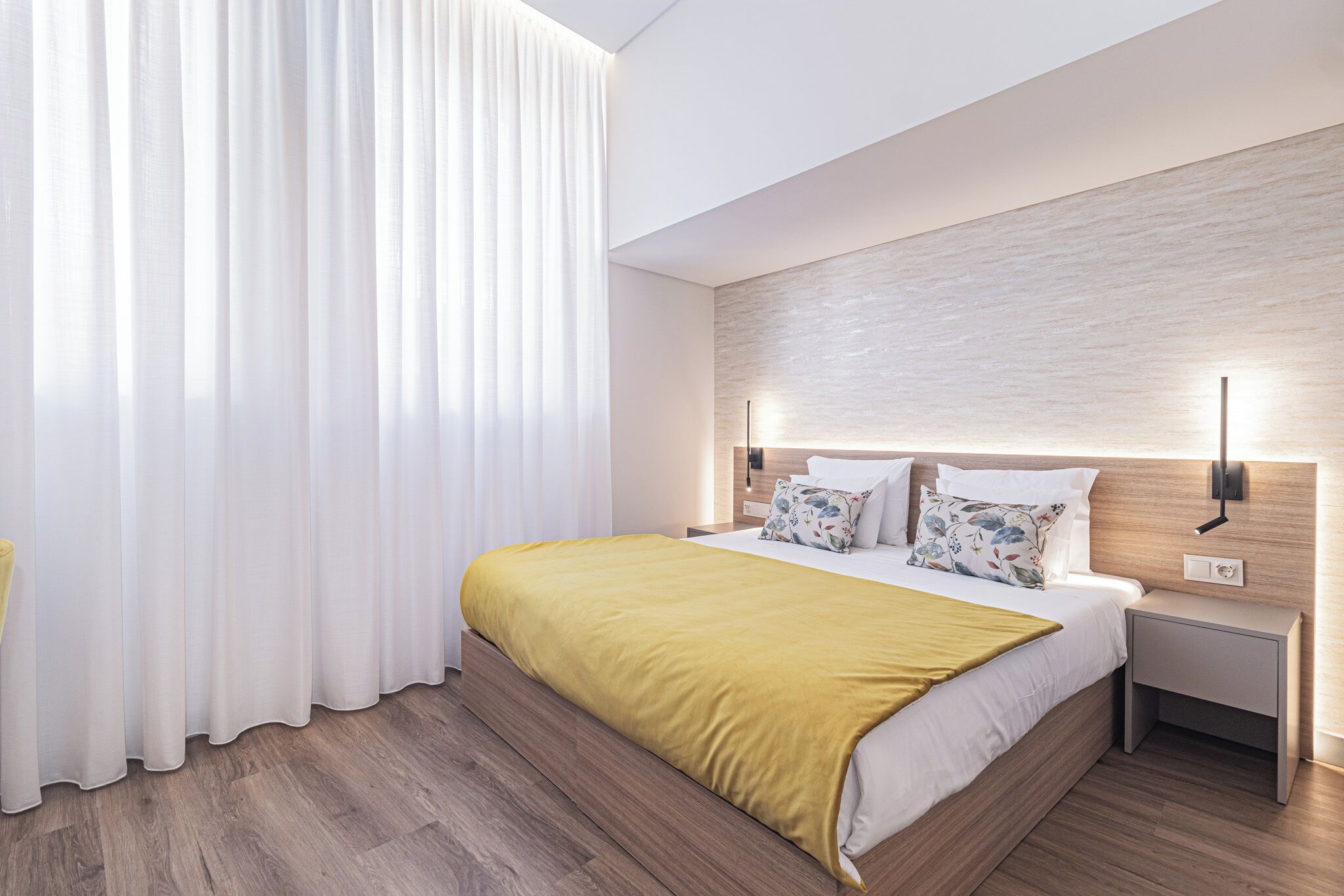 Executive kamer, 1 twee- of 2 eenpersoonsbedden, uitzicht op stad | Een kluis op de kamer, een bureau, een laptopwerkplek