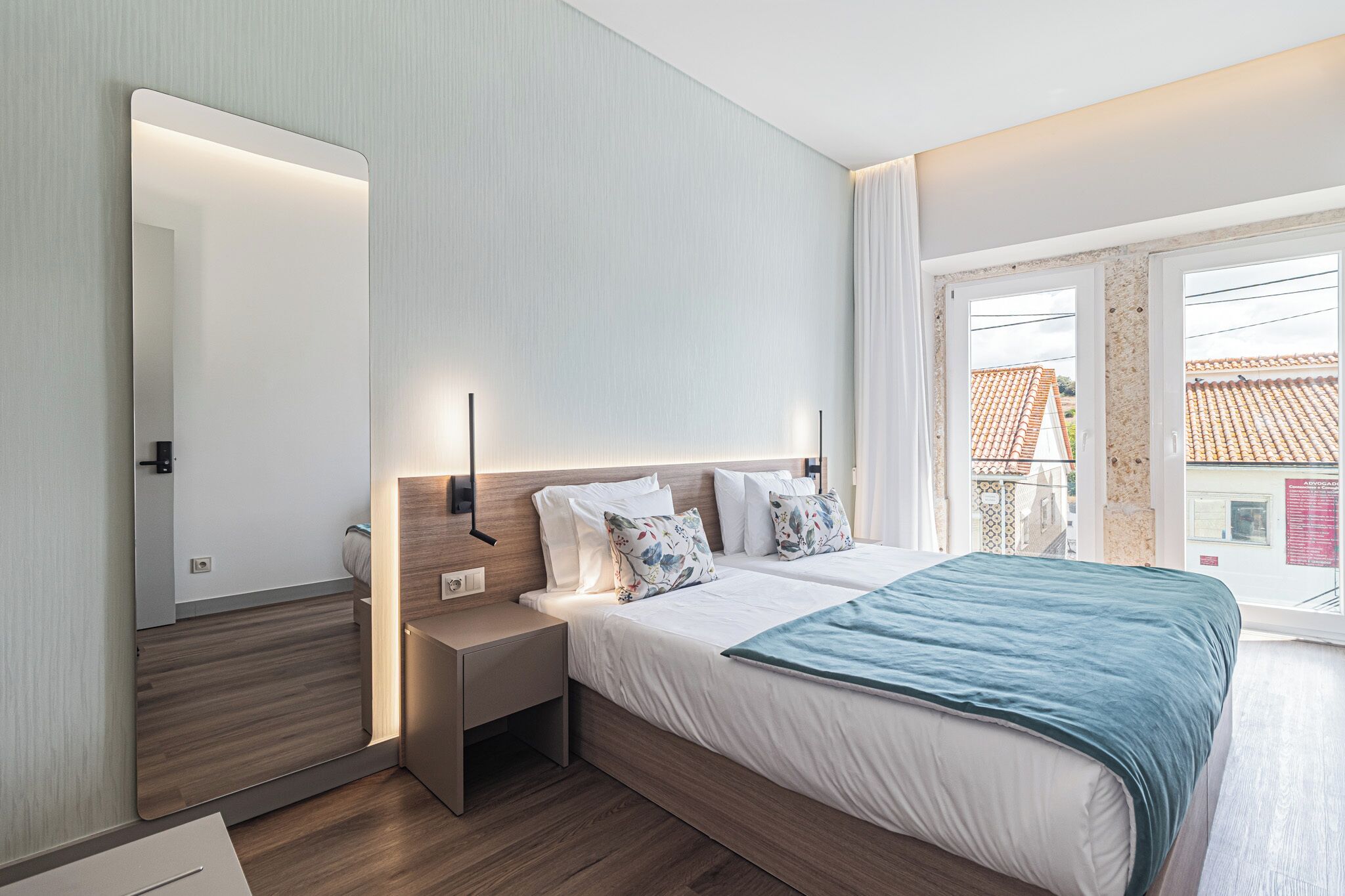 Executive Double or Twin Room, Balcony, City View | In-room safe, desk, laptop workspace, blackout curtains