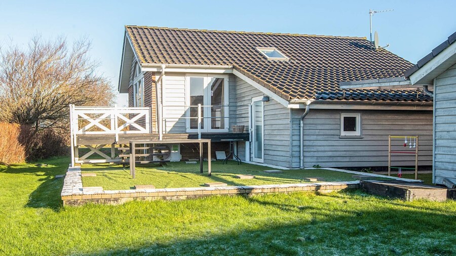 6 Person Holiday Home in Hemmet
