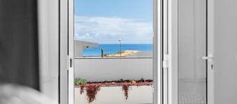 Holiday Home 'Casa Do Cabeco' with Sea View and Wi-Fi