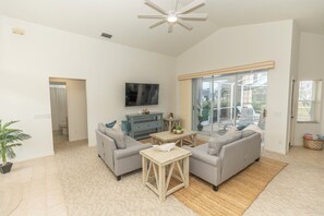 TV - Rotonda Coastal 3 bed 2.5 bath stunning pool home next to golf course! (Rotonda West)