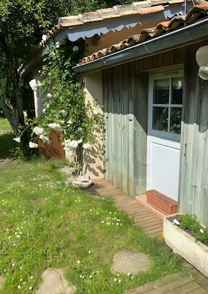 تفاصيل الفندق من الخارج