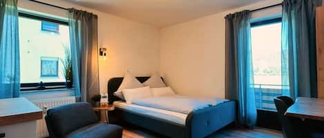 1 chambre, lit parapluie, Wi-Fi, draps fournis