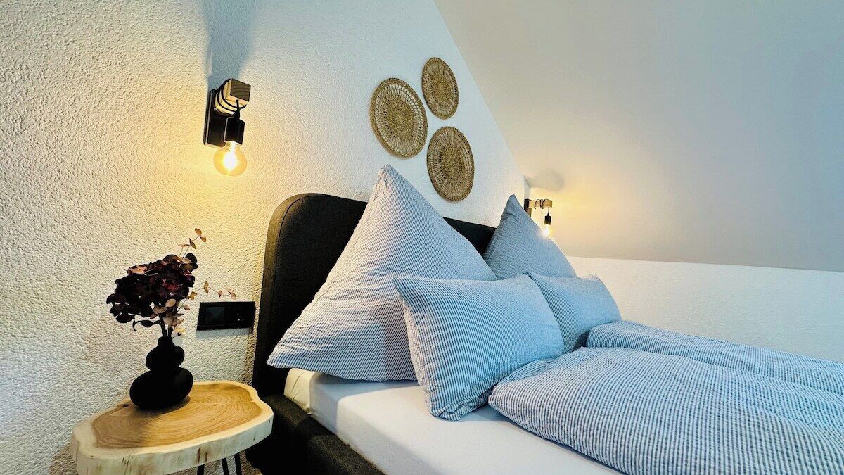 4 Schlafzimmer, Reisekinderbett, WLAN, Bettwäsche