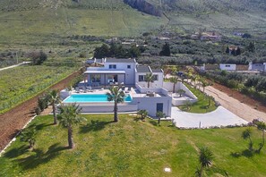 Exterior - Casa Fior di Mandorla | Castellammare del Golfo | Sea View | Infinity Pool (Castellammare del Golfo)