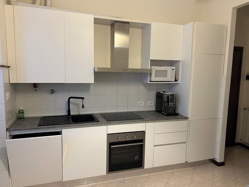 Modern three-room apartment with Wi-Fi, near MM2 Gorgonzola