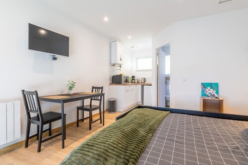 New Studio Rivage Garden Floor