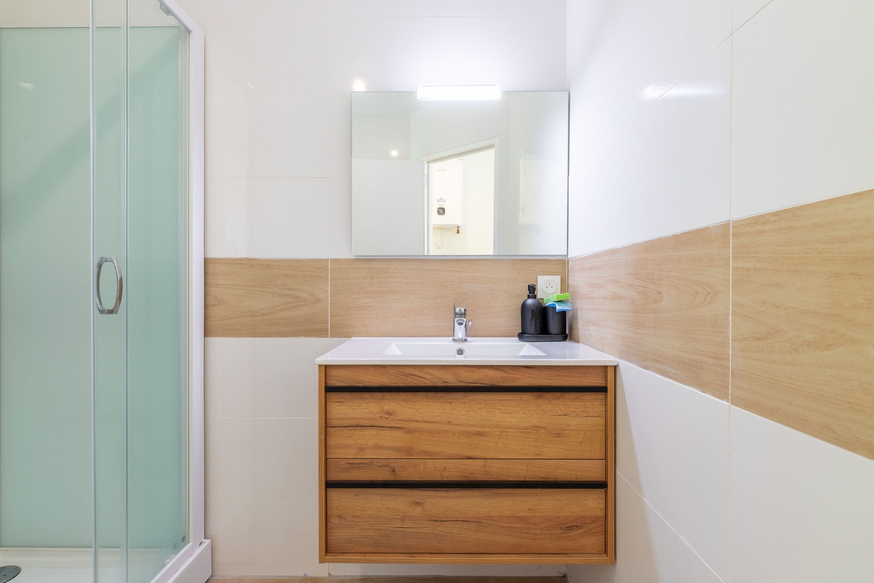 Shower, towels, soap, toilet paper