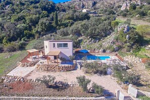 Exterior - Casa Montepetrino | Castello di Baida | Sea Views | Private Pool | Peaceful. (Castellammare del Golfo)