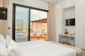 5 chambres, fer et planche à repasser, Wi-Fi, draps fournis