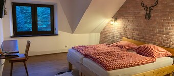 Apartment 'Unit 2' with Mountain View, Private Garden and Wi-Fi