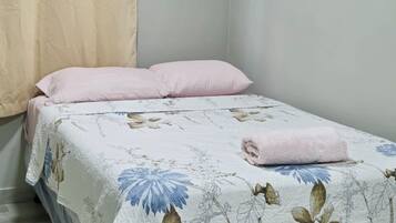 Wi-Fi gratuit, draps fournis