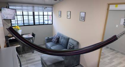 1-bedroom apartment with AC-kitchen, hot water in San Salvador