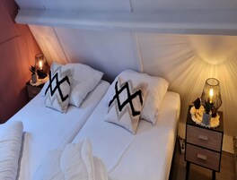 Chalé | 2 quartos, roupa de cama