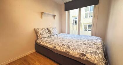 Room-live Like Tranquil Urban Oasis King