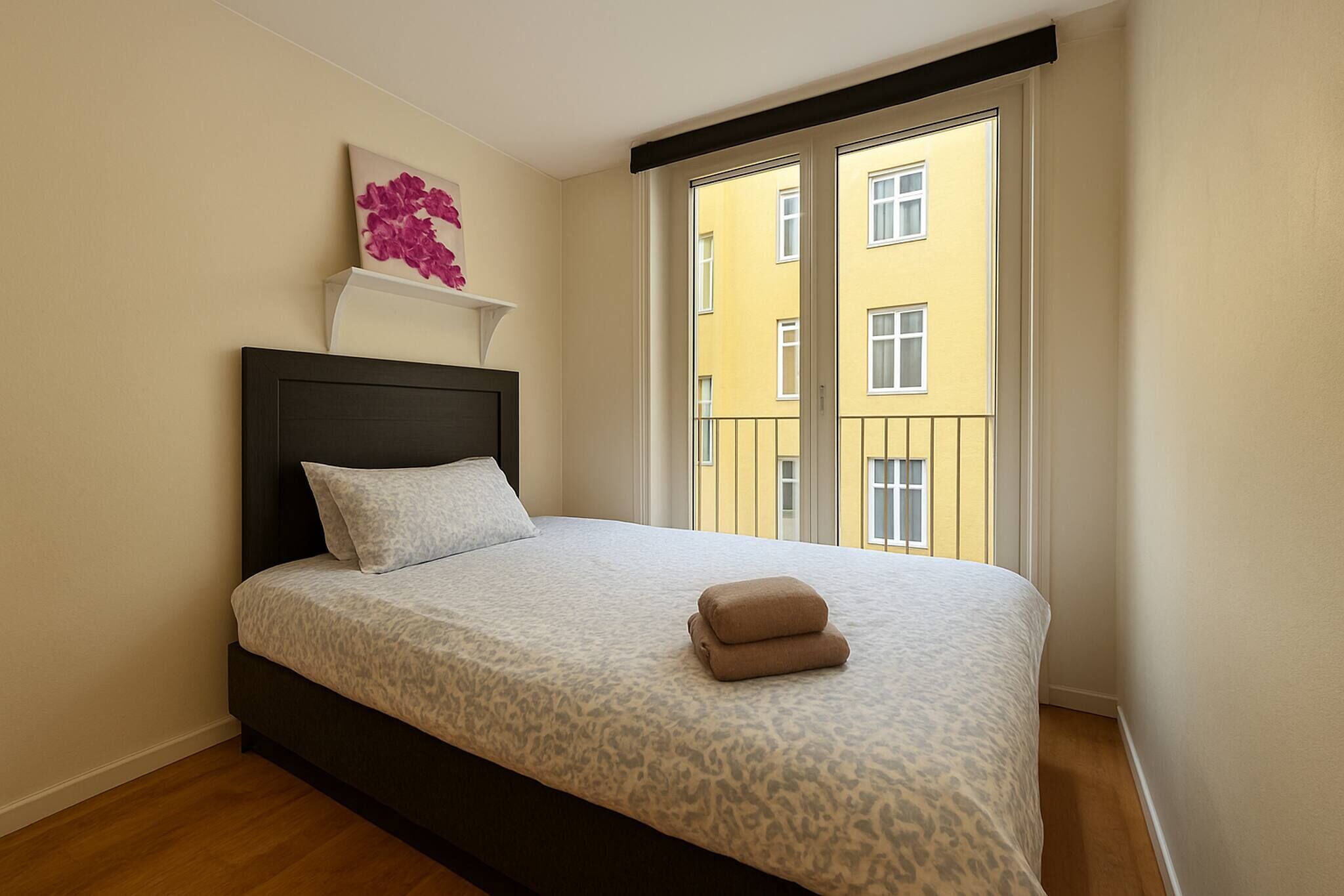 Shared Dormitory, 1 Bedroom, Smoking, Patio | 1 bedroom