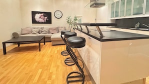 Shared Dormitory, 1 Bedroom, Smoking, Patio | Interior