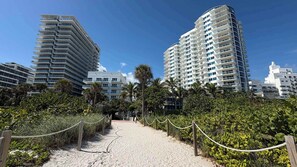 Apartment | 1 bedroom, Internet - Art Deco Stay 1 Block From Ocean Balcony (Miami Beach)