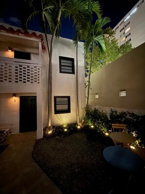 Apartment | 1 bedroom, Internet - Art Deco Stay 1 Block From Ocean Balcony (Miami Beach)