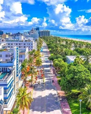 1 bedroom, Internet - Authentic Art Deco Steps to Beach Free Parking (Miami Beach)