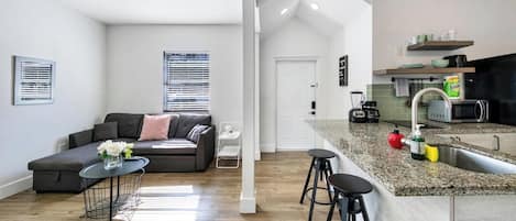 Apartment | 1 bedroom, Internet