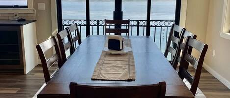 4 bedrooms, Internet