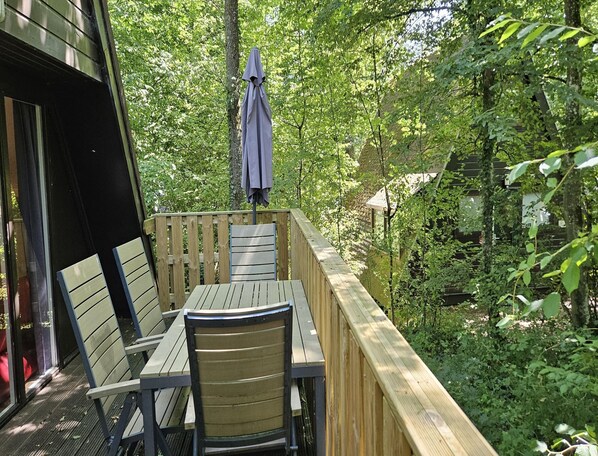 Chalet | Balcony - Peaceful Ardennes Getaway for 4 Guests (Durbuy)