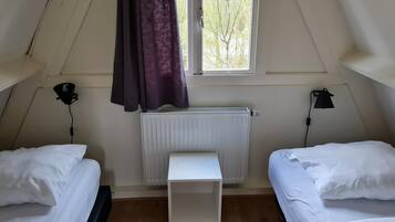 Chalet | 2 bedrooms, bed sheets