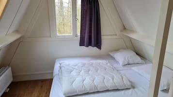 Chalet | 2 bedrooms, bed sheets