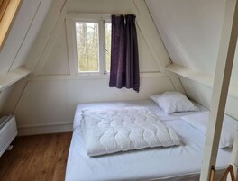 Chalé | 2 quartos, roupa de cama