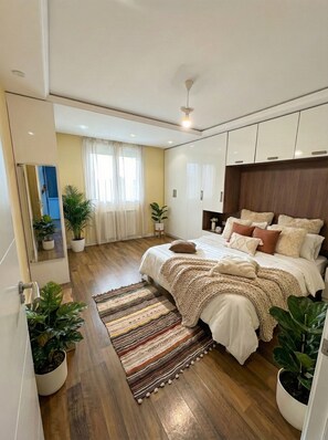 3 chambres, accès à Internet, literie fournie
