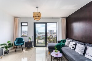 House | 1 bedroom - Knightsbridge 702w by Ctha (Cape Town)