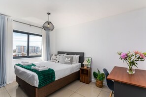 House | 1 bedroom - Knightsbridge 702w by Ctha (Cape Town)