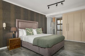 Apartment | 1 bedroom - Soho on Strand A2 by Ctha (Cape Town)