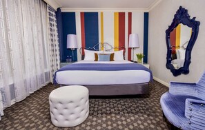 Bureau, fer et planche à repasser, Wi-Fi, draps fournis