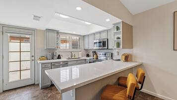 Casa (4 Bedrooms) | Parte interna