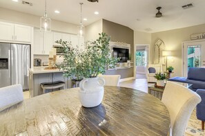 Interior - < 1 Mi to Golf: Charming Ahwatukee Foothills Villa (Phoenix)
