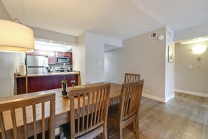 Apartment (2 Bedrooms) | Interior - Community Perks! Walkable Old Town Condo w/ Patio (Scottsdale)
