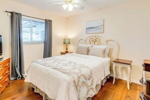 House (3 Bedrooms) | Interior - Golf Cart & Heated Pool: Rotonda West Getaway! (Rotonda West)
