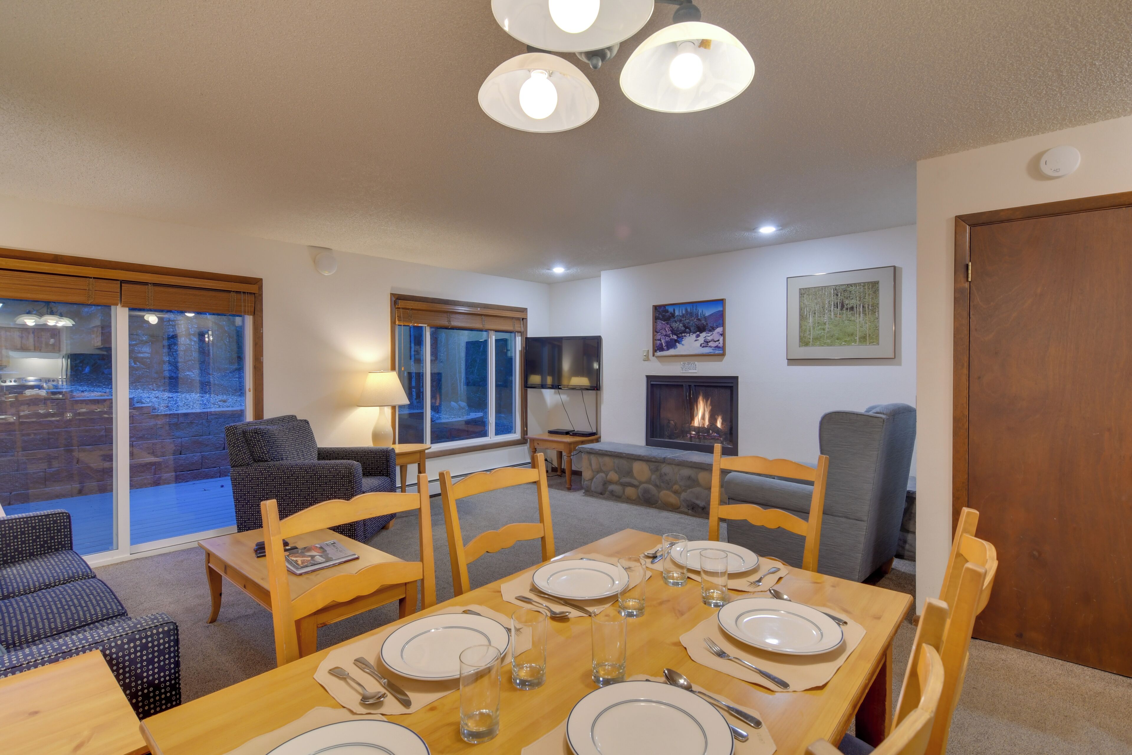 Apartment (3 Bedrooms) | Front of property