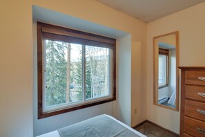 Apartment (3 Bedrooms) | Interior - 3 Mi to Skiing: Walkable Dtwn Winter Park Condo! (Winter Park)