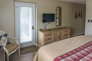 Apartment (2 Bedrooms) | Interior - 1 Mi to Dtwn Pigeon Forge! Mtn-view Gem w/ Balcony (Pigeon Forge)