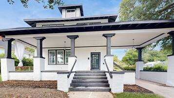 Maison (5 Bedrooms) | Intérieur