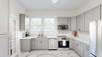 Maison (5 Bedrooms) | Intérieur