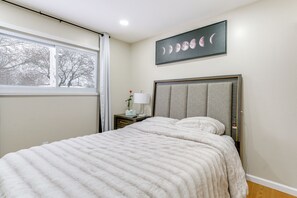 House (3 Bedrooms) | Interior - 8 MI to Detroit Zoo: Fire Pit, Game Room, & Grill (Warren)