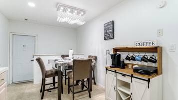 Hus (3 Bedrooms) | Innvendig