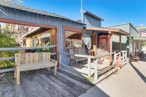 House (1 Bedroom) | Interior - Walk to Main Street! Mtn-view Getaway in Pioche (Pioche)