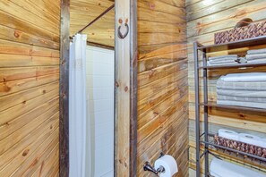 House (1 Bedroom) | Interior - Walk to Main Street! Mtn-view Getaway in Pioche (Pioche)