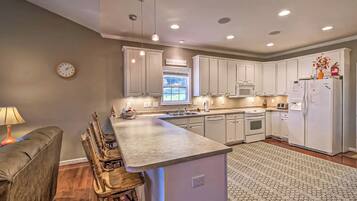 Apartment (3 Bedrooms) | Bahagian dalam