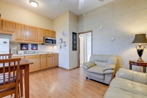 Apartment (0 Bedroom) | Interior - Ski, Hike & Relax in the Smokies! Waynesville Apt (Waynesville)